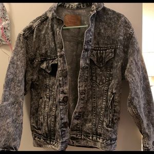 Levi’s stonewashed jacket